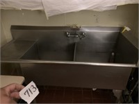 2 Bay Stainless Steel Sink with Drain Board