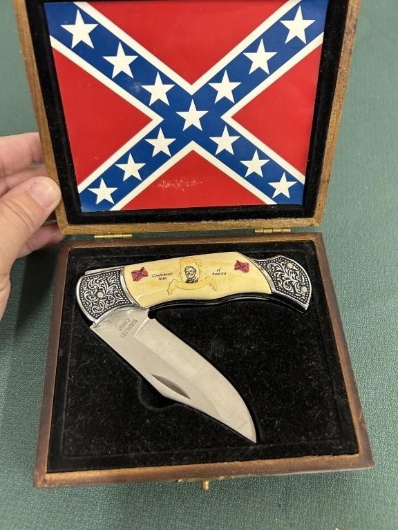 General Robert E Lee Pocket Knife w/case