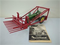 JD w/Farmhand Loader 1/16