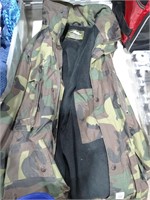 Med/LG NWTerritory Camo Coat & Hunting Vest