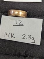 14K Gold 2.3g Ring