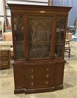 Metz Furniture Duncan Phyfe Mahogany China Cabinet