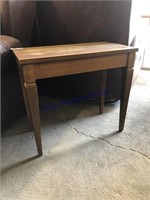 PIANO BENCH