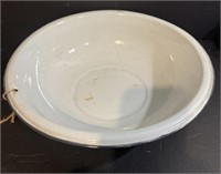 12" Enameled Porcelain Bowl