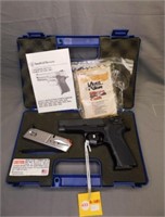 Smith and Wesson model 910 cal. 9mm 15 shot semi