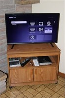 RCA TV 32" with Remote, DVD Player & Cabinet &