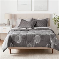 $70 Queen Size Comforter and Bedding Set