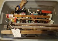 Lg tub old sewing items