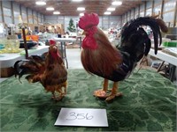 2 Chickens Decor