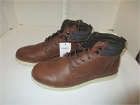 Sz 11.5 Mens Boots