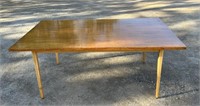 IMPRESSIVE MID-CENTERY TAPER LEGGED DINING TABLE