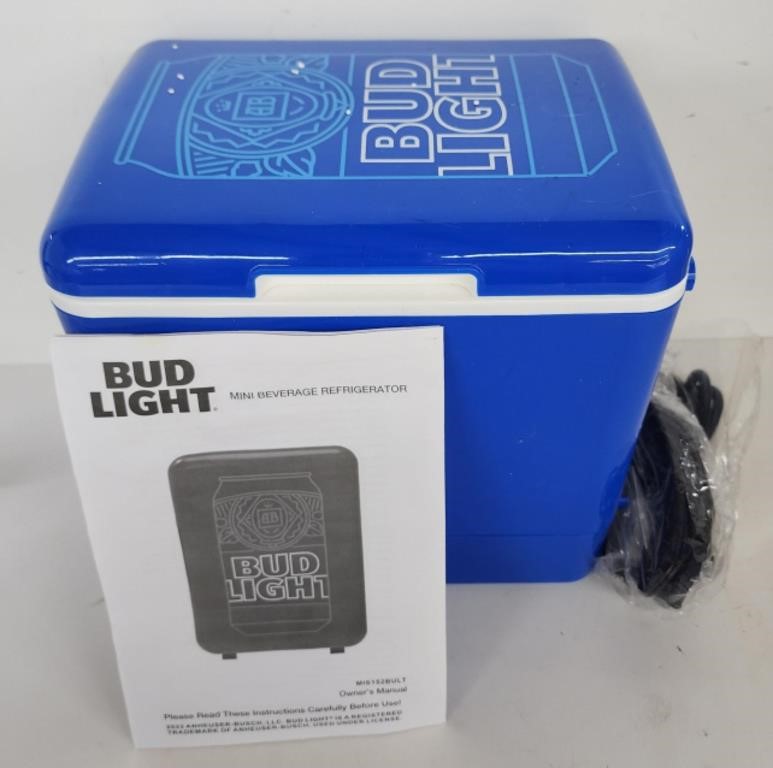 (AA) Bud Light Mini Beverage Refrigerator