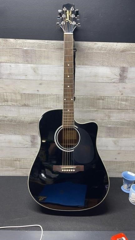 Takamine Jasmine ES341C Acoustic/ Electric Guitar