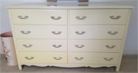 FRENCH PROVINCIAL STYLE 8-DRAWER DRESSER