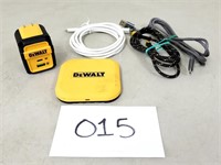 Dewalt USB PD Charger + Wireless Charging Pad