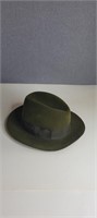 VINTAGE SKOCZOW HAT