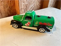 Die Cast Golden Wheel 1940 Ford Mountain Dew P/U