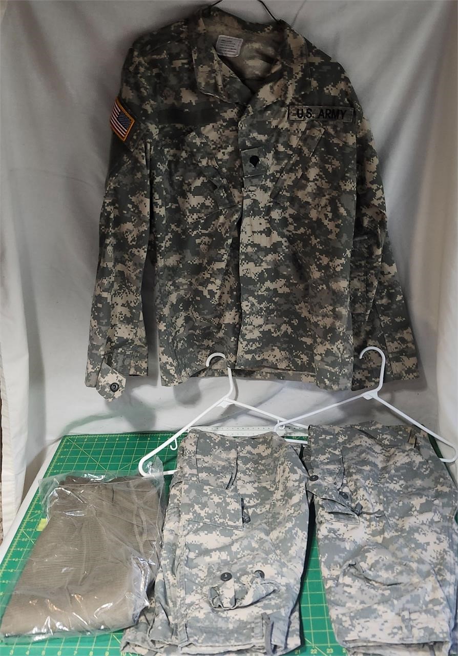 Army camo uniform small-long