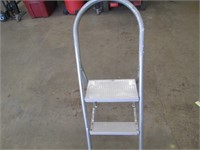2' Aluminum step ladder