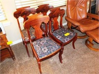 SET OF (4) VINTAGE DINING CHAIRS