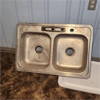 DOUBLE BOWL KITCHEN SINK