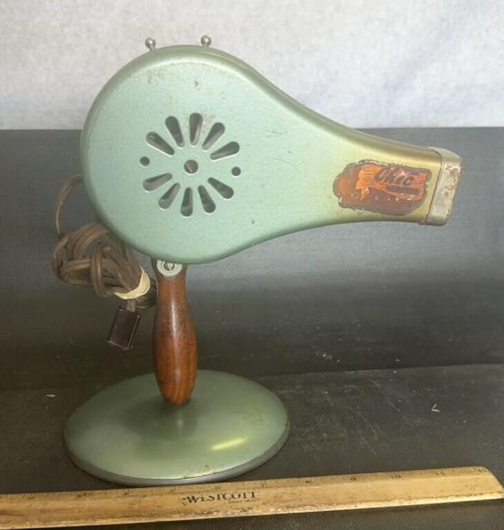 VINTAGE STAND UP HAIR BLOW DRYER