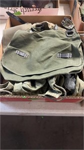 EAST GERMAN MILITARY BAGS & POUCHES