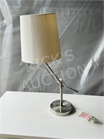 Modern metal adjustable table lamp