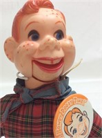 VINTAGE HOWDY DOODY DOLL & PIN