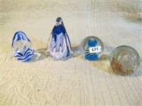 LOT OF 4, PAPER WEIGHTS 5.5W