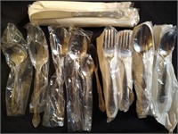 Rogers 50pc flatware set (Never used)