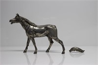 METAL HORSE SCULPTURE