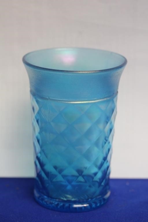 Victorian Iridescent Artglass Tumbler