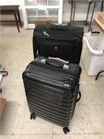 2cnt Rolling Suitcases