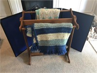 Cherry Quilt Rack w/ 2 Afghan's
