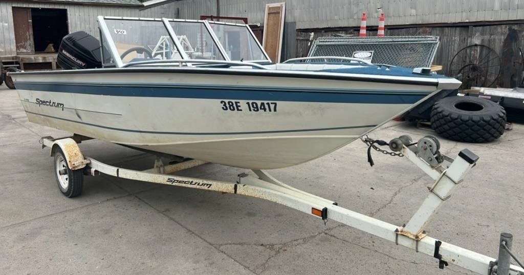 Spectrum 16FT Aluminum Boat (38E19417) w/Mercury