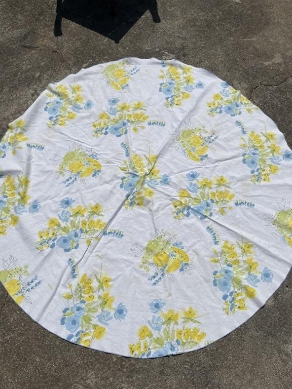 Vintage round 56 inch tablecloth