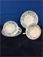 Elegant Grosvenor Debutante Cup & Saucers