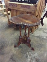 Mahogany Clover Leaf Occasional Table