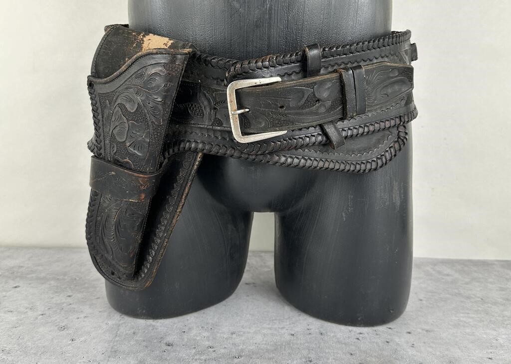 Tooled Leather Gun Belt