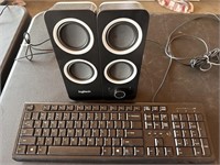 HP Keyboard and Logitech Speakers