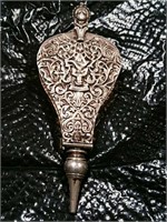 Sterling Renaissance motif Balo snuff holder