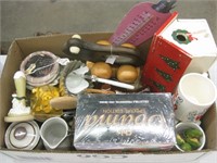 Box Lot of Assorted Home Decor Items