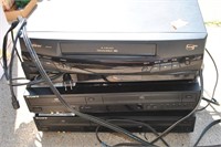 4 vhs and dvd combo players.