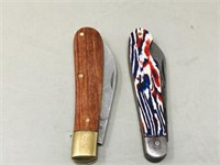 pair of pocket knives