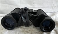 Bushnell binoculars and carrying case