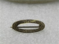 Victorian 10kt G.F. Oval Engraved Brooch, 3/4" by