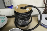 Roll black rubber 1" hose