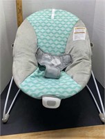 Baby bouncer chair vibrates