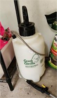 2.5gal Green Gorilla sprayer